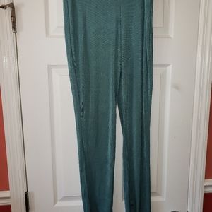 2 piece pants set.